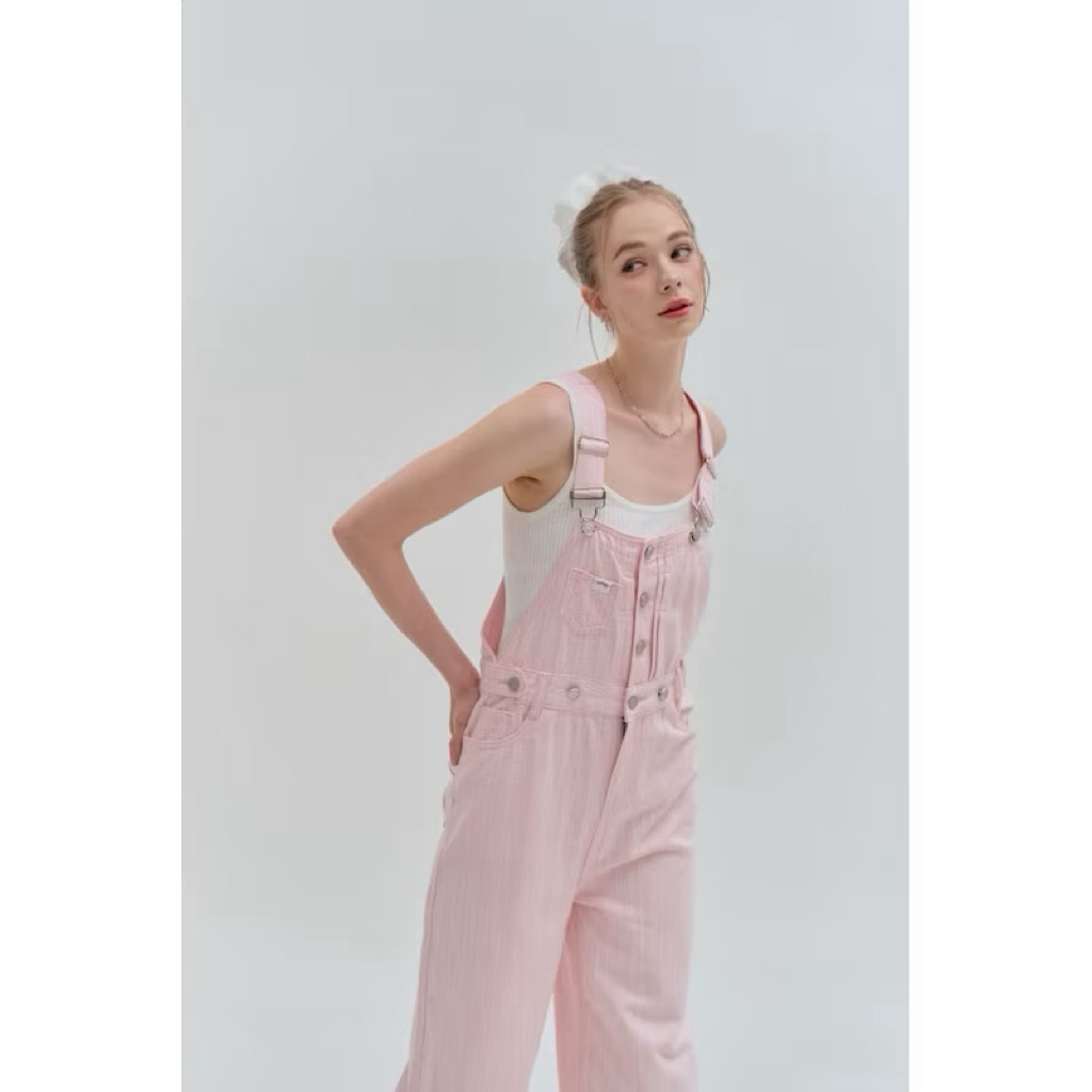 💕ส่งต่อ เอี๊ยมสีชมพูอ่อน umore.made🌸