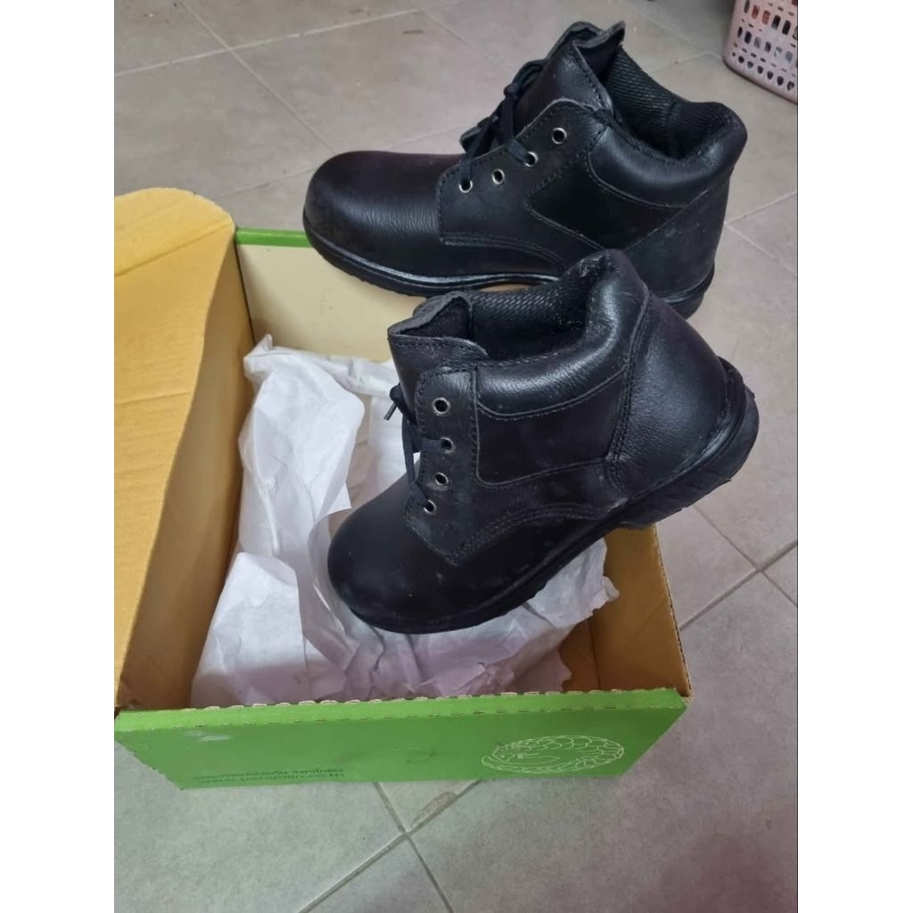 รองเท้าเชฟตี้pangolin