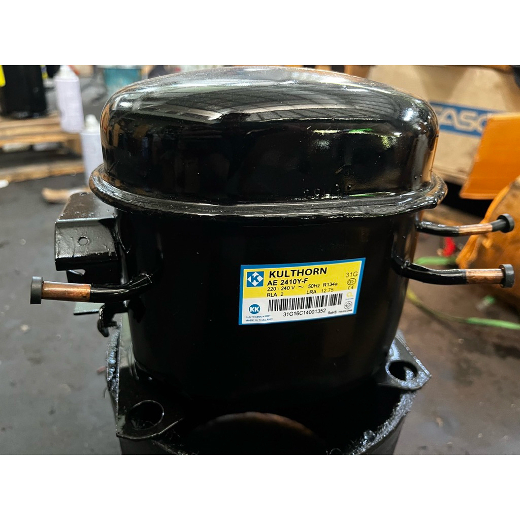 คอมเพรสเซอร์ตู้แช่ ขนาด 1/3 HP AE2410Y