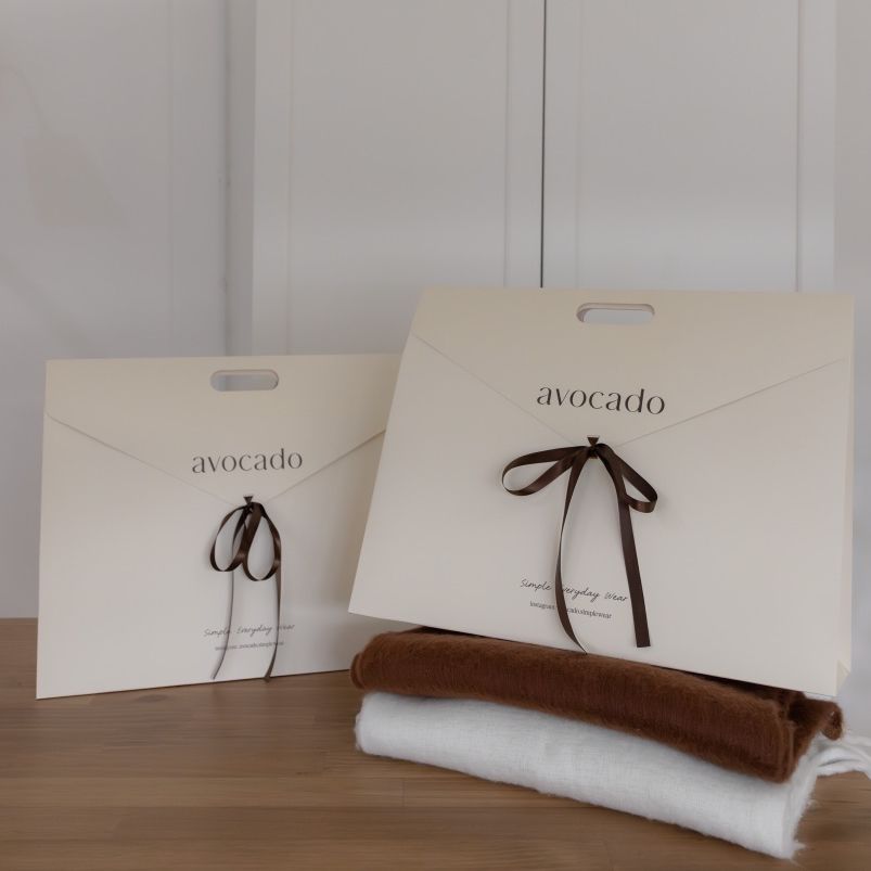 avocado กล่องของขัวญ gift box เป็นกล่องกระดาษ