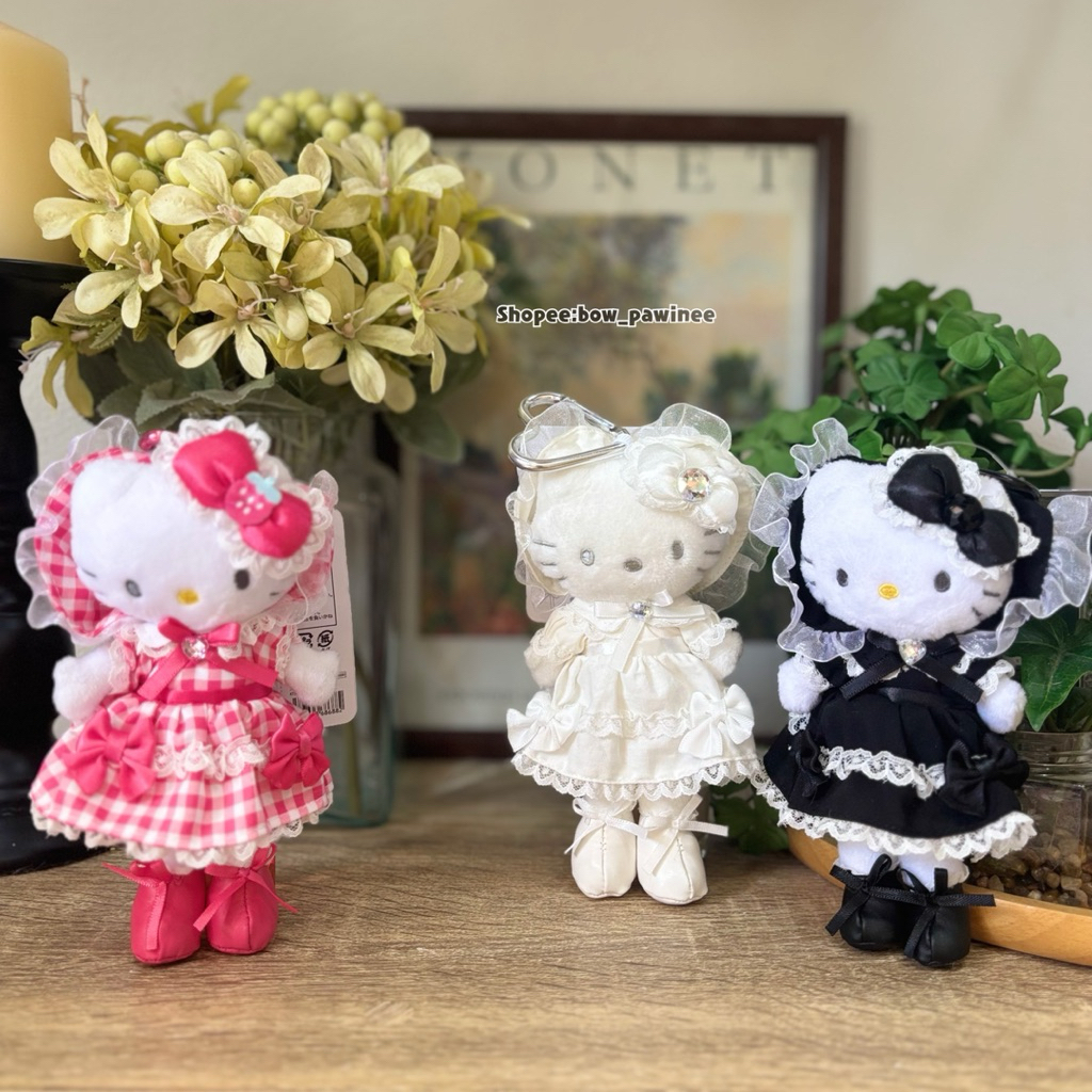 [ เก็บโค้ดส่วนลดก่อนนะคะ] พวงกุญแจ Hello Kitty ขายาว รุ่น Style Up Collection Limited Kiddyland ของแท้  %จากญี่ปุ่น