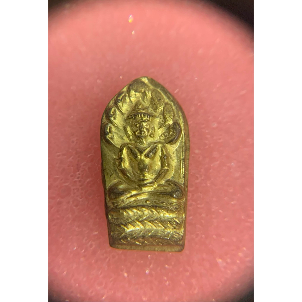 ปรกใบมะขาม หลวงพ่อเกษม รุ่น กตัญญู ปี 2532