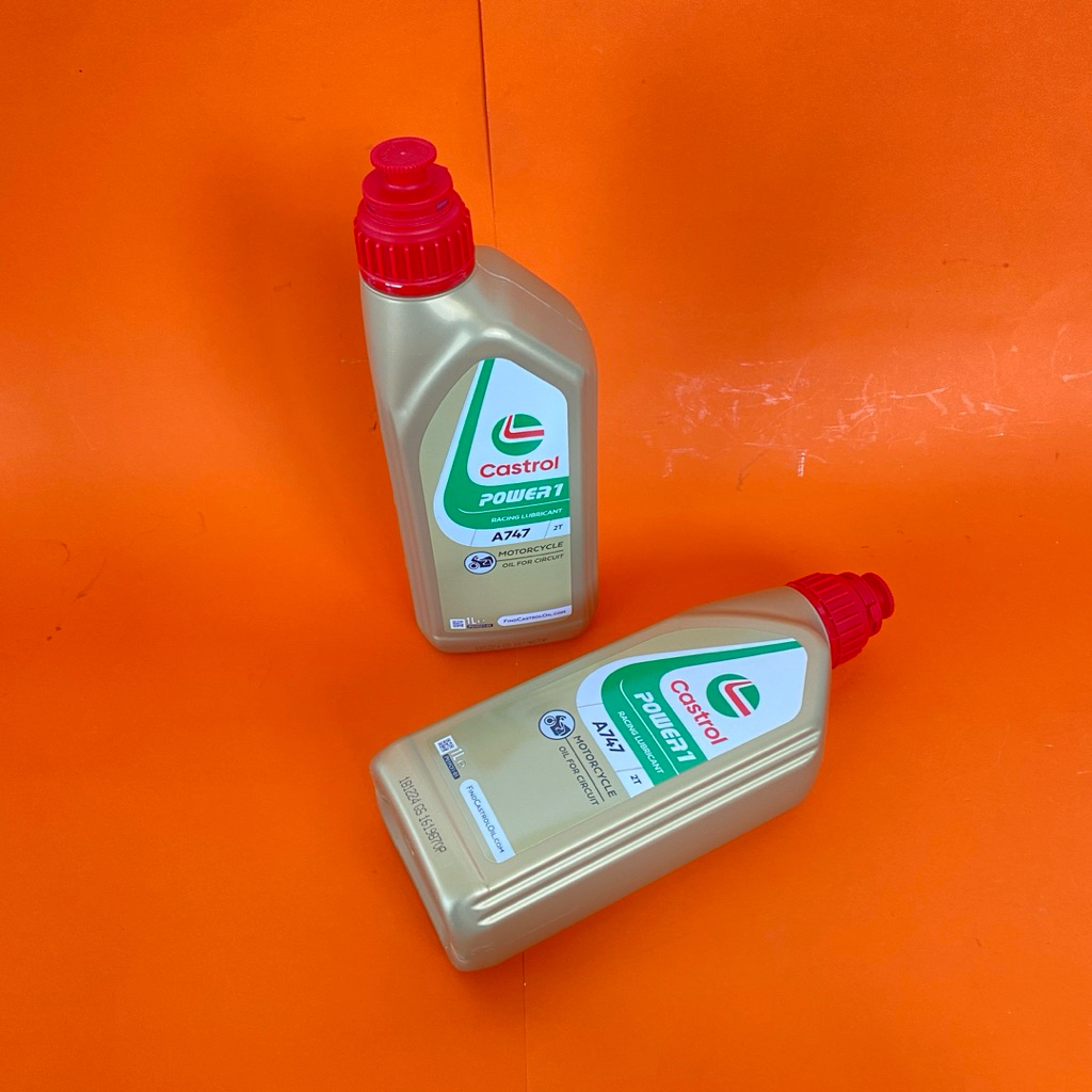 น้ำมันหัวเชื้อ 2T Castrol 1L. สำหรับจักรยานยนต์