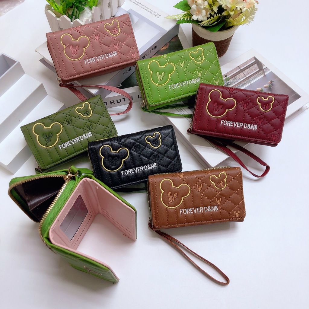 BM112# กระเป๋าสตางค์3พับใบกลาง น่ารัก👛👛 ช่องซิป 1 ช่อง ️ช่องใส่บัตร 8 ช่อง ️ใส่แบงค์เต็มใบได้