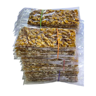 ถั่วตัดรสโบราณแผ่นบางกรอบอร่อย 10 แผ่นราคา 69บาท กรอบอร่อยมากค่ะ