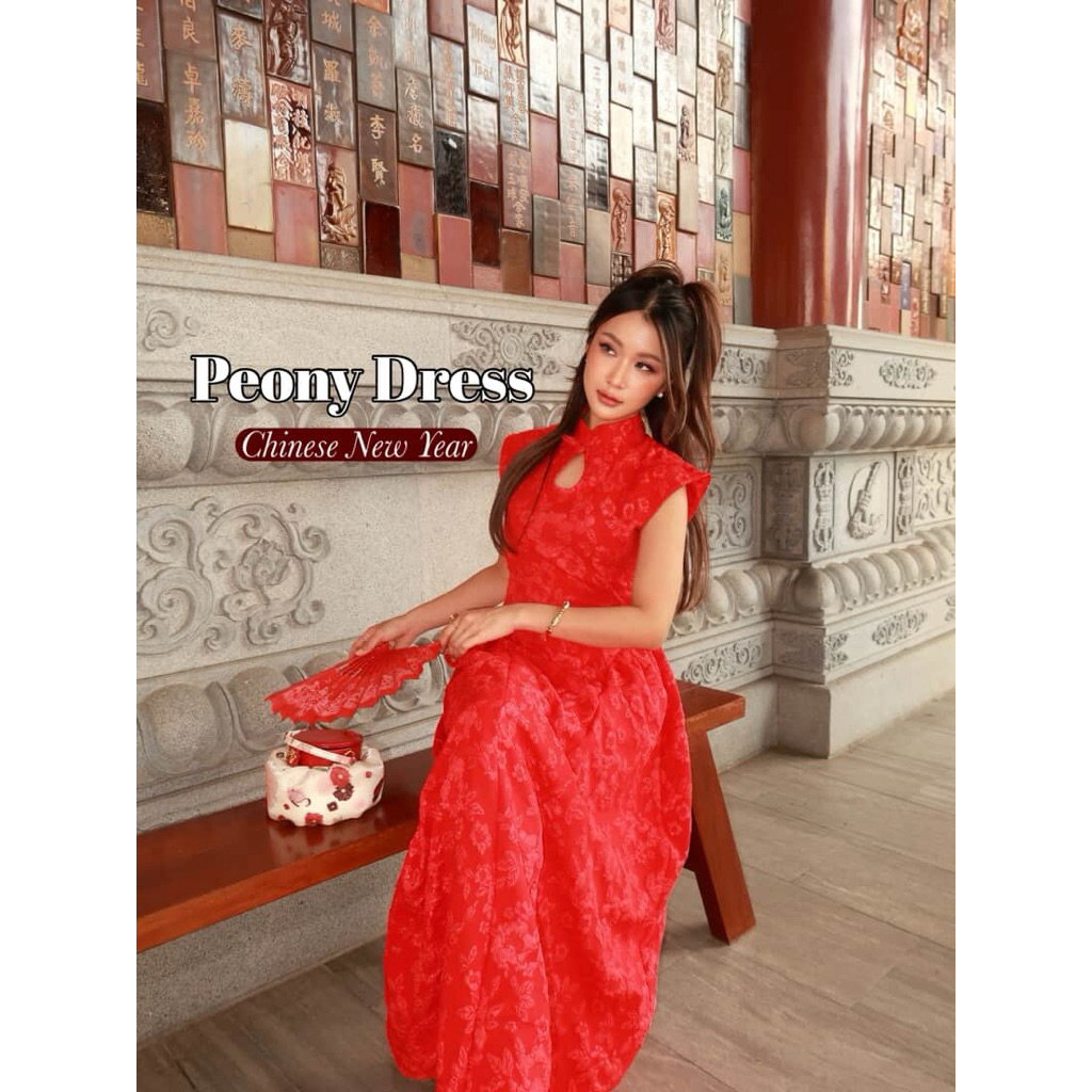 Peony Dress : เดรสตรุษจีนผ้าพิมพ์ลาย