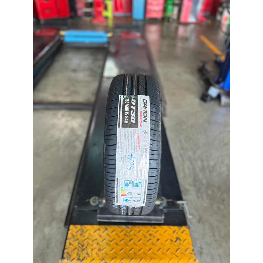 ยางรถยนต์ 185/60R15 Dayton