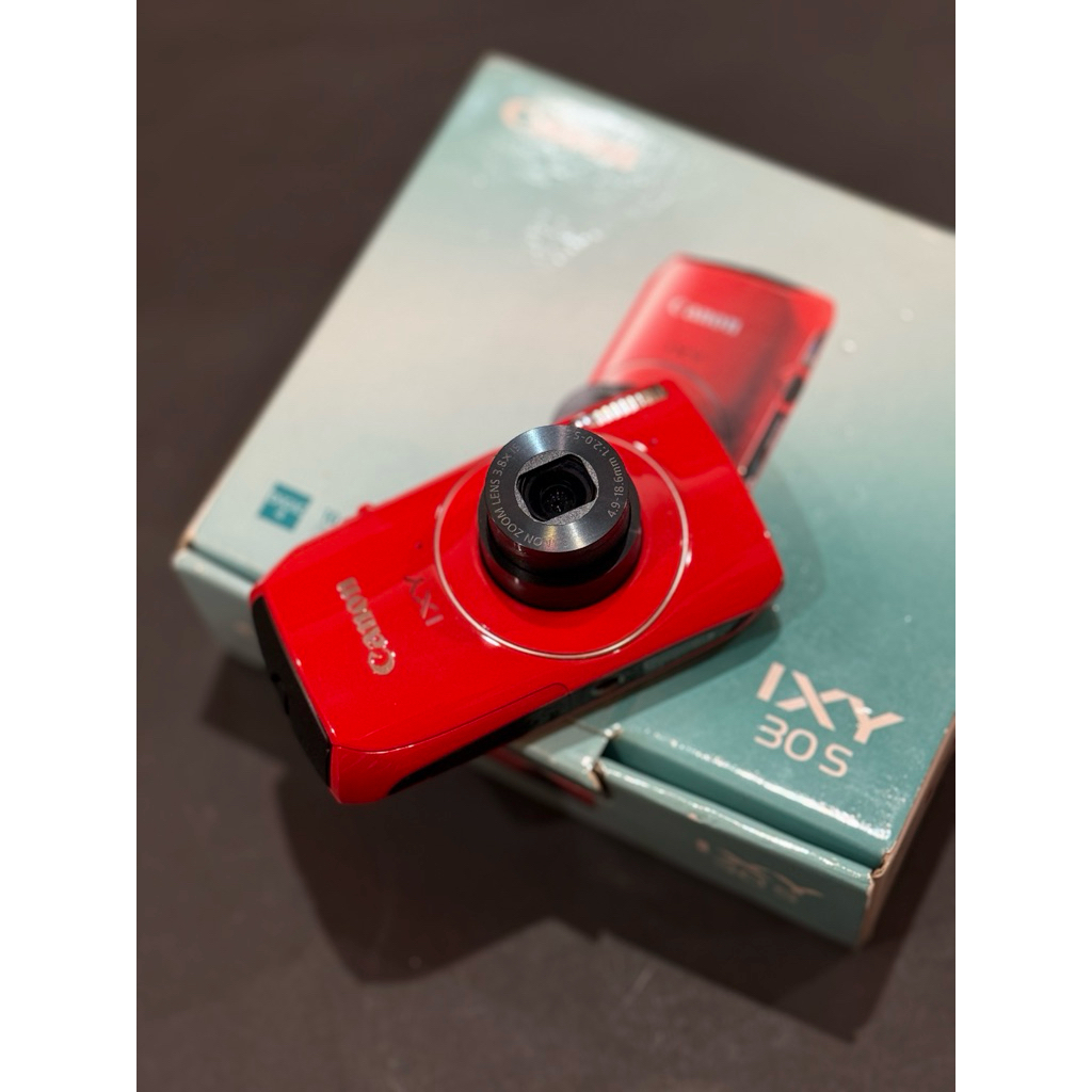 Canon ixy 30S Red full box