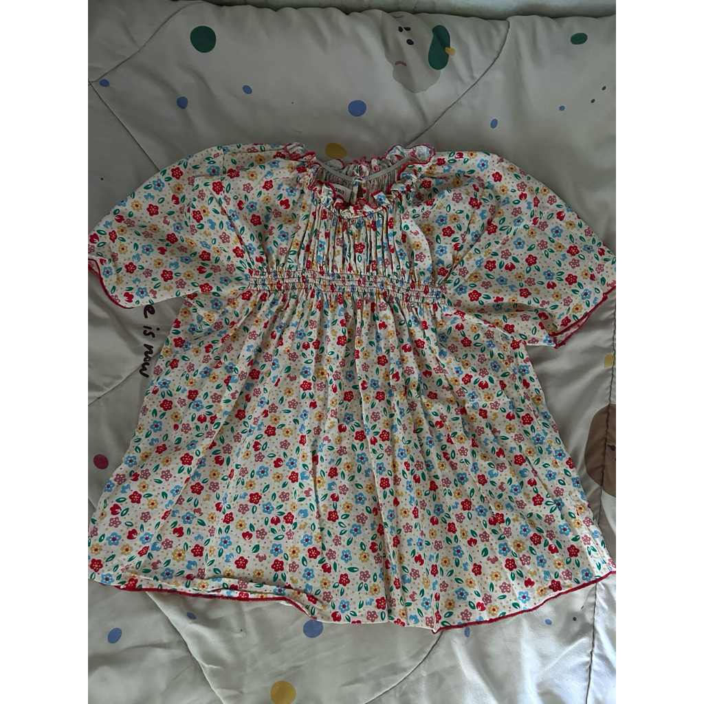 ส่งต่อเสื้อผ้ามือสอง mon2sun stylist beaming saideehome lovito