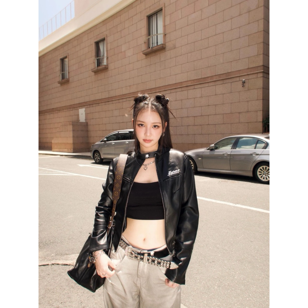(Pre-order🇻🇳) 14-20 Day แบรนด์เวียดนาม ISME.STUFF - BASIC LOGO CROPPED JACKET 🖤