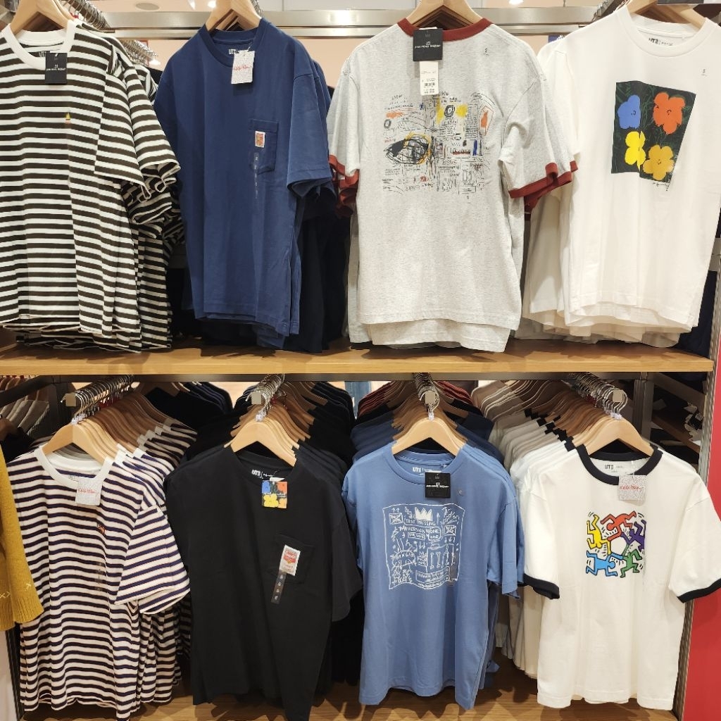 รับหิ้วของแท้ Uniqlo เสื้อที่จีฮุนใส่ ลาย NY POP ART Archive UT สนใจถามได้จ้า
