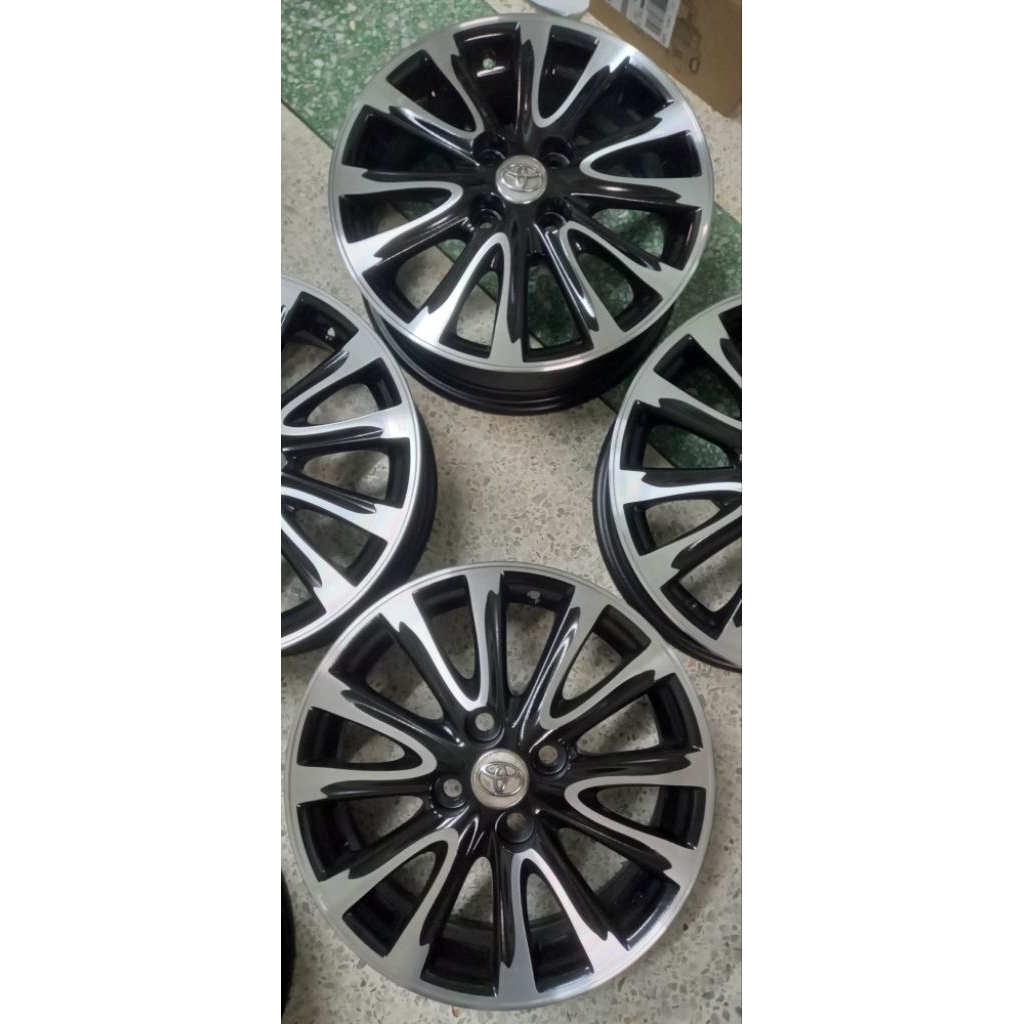 ล้อแม็ก Vios 12 ก้าน R15  ทำสีปัดเงาใหม่ ใส่ soluna yaris vios  ativ