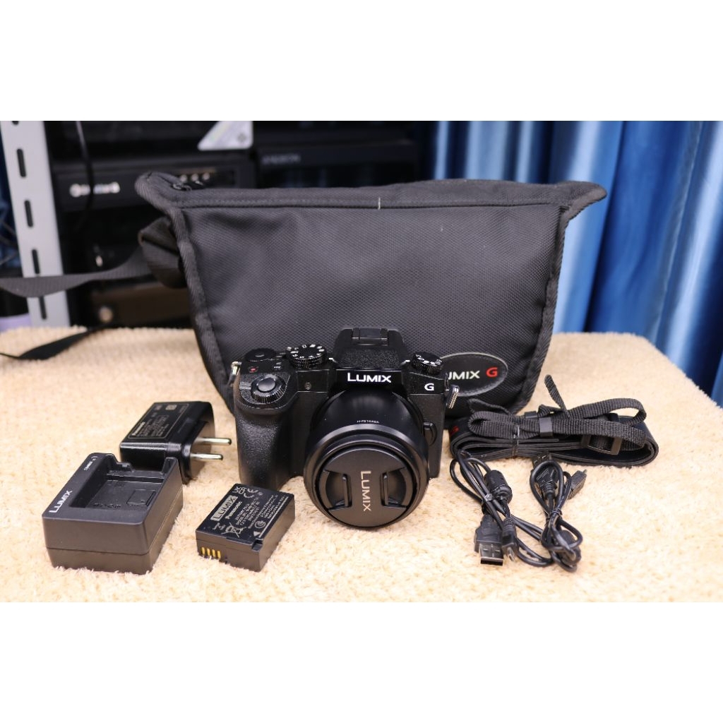 Panasonic Lumix G7 + Lumix G 14-42mm f/3.5-5.6 (Kit)