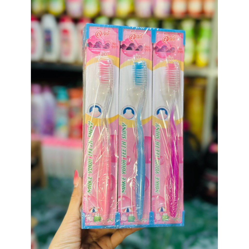 (ยกโหล)แปรงสีฟัน ลิลลี่ แปรงสีฟันขนนุ่ม 12ด้าม/แพ็ค Tooth brush