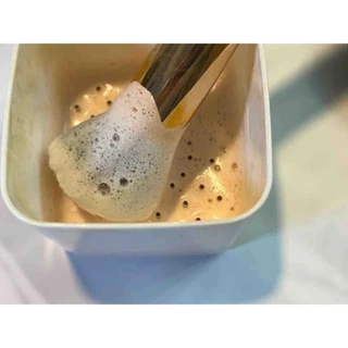DAISO Japan | Makeup Brush Cleaner | Simple Daily Use Item