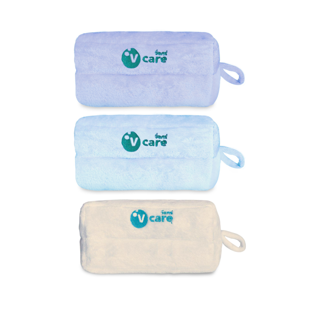 (สินค้าสมนาคุณงดจำหน่าย) V CARE วีแคร์ กระเป๋านุ่มนิ่ม (สุ่มสี- ฟ้า/ม่วง/ครีม)