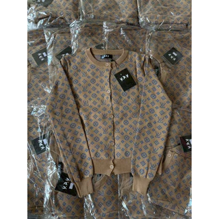 เสื้อแขนยาว ผ้าไหมพรม เนื้อผ้านิ่มไม่ร้อน ใส่สบาย