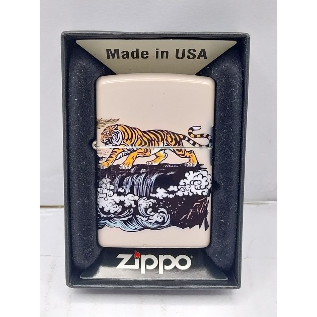 Zippo Z-50010  ปี2021 ถังในตรงปี พร้อมกล่องเดิม💥สินค้าใหม่ยังไม่ผ่านการใช้งาน  Zippo แท้100% Made in