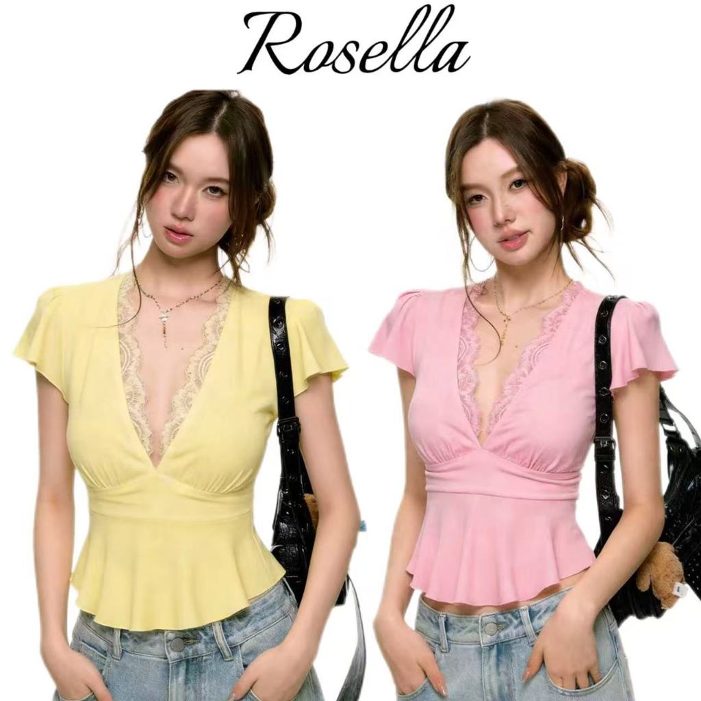 Rosella【สินค้าใหม่👗】เสื้อคอวีลึก แขนระบาย เอวเข้ารูป สไตล์ใหม่สำหรับฤดูร้อน สวยใสและเซ็กซี่ เสื้อสำหรับสาวฮอตโดยเฉพาะ