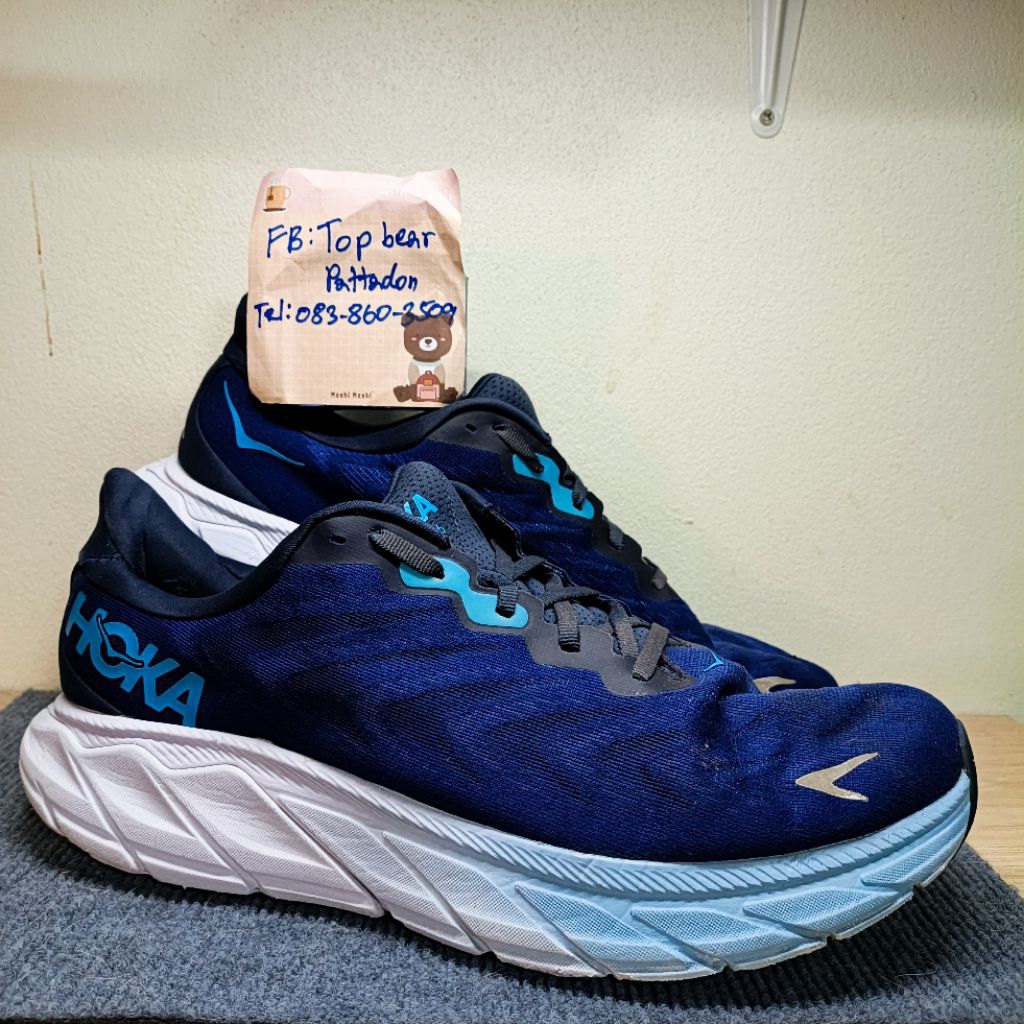Hoka Arahi 6 💙🤍มือสองของแท้💯 รองเท้าวิ่งมือสอง