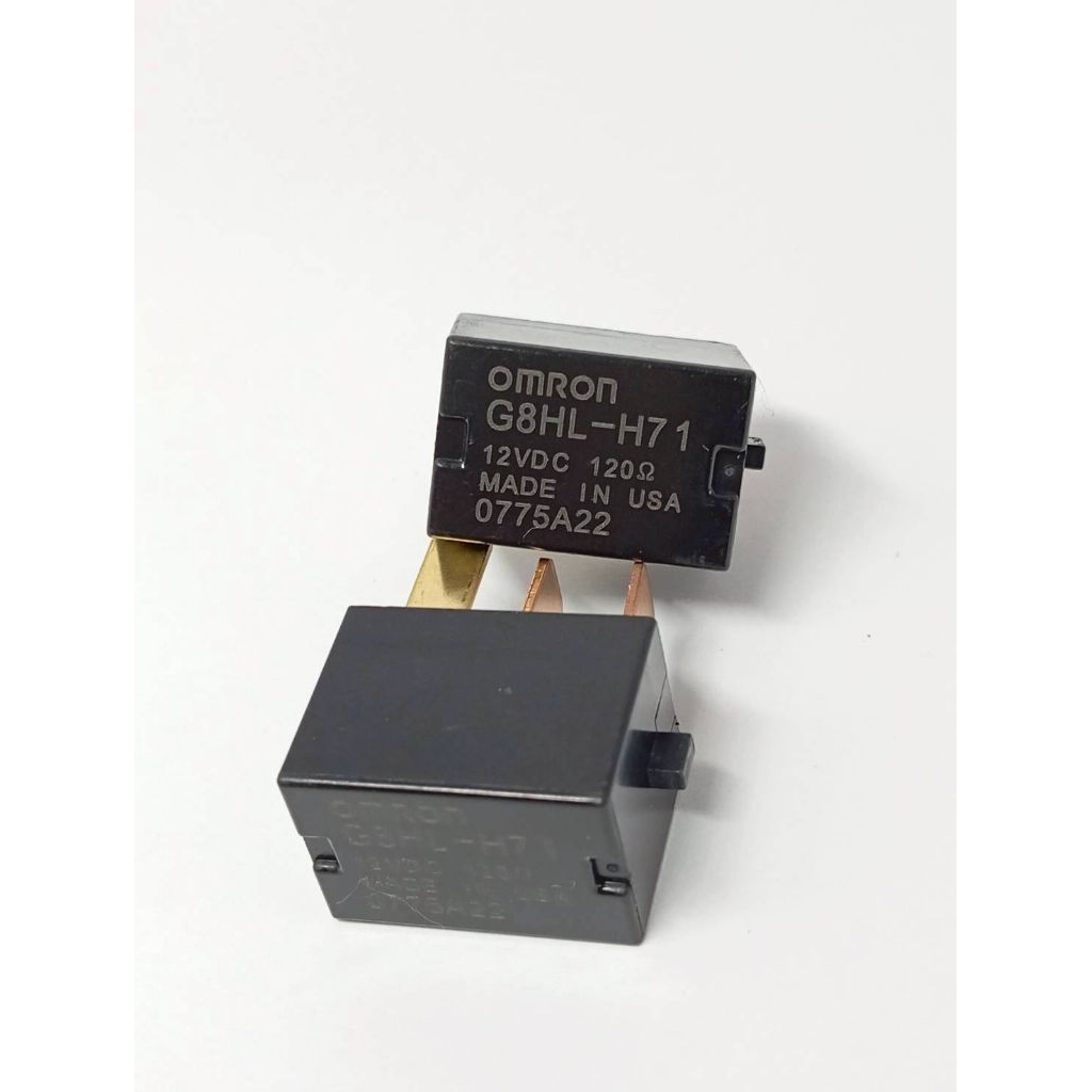 รีเลย์ Omron G8HL-H71 ซึ่งเป็นชิ้นส่วนรถยนต์ที่ใช้ในรถยนต์ฮอนด้าหลายรุ่น  รีเลย์ Honda 4ขา G8HL-H71