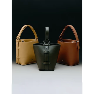 กระเป๋า แบรนด์ Kindly Reminder รุ่นใหม่ ! The Twist : One Bag 4 Styles