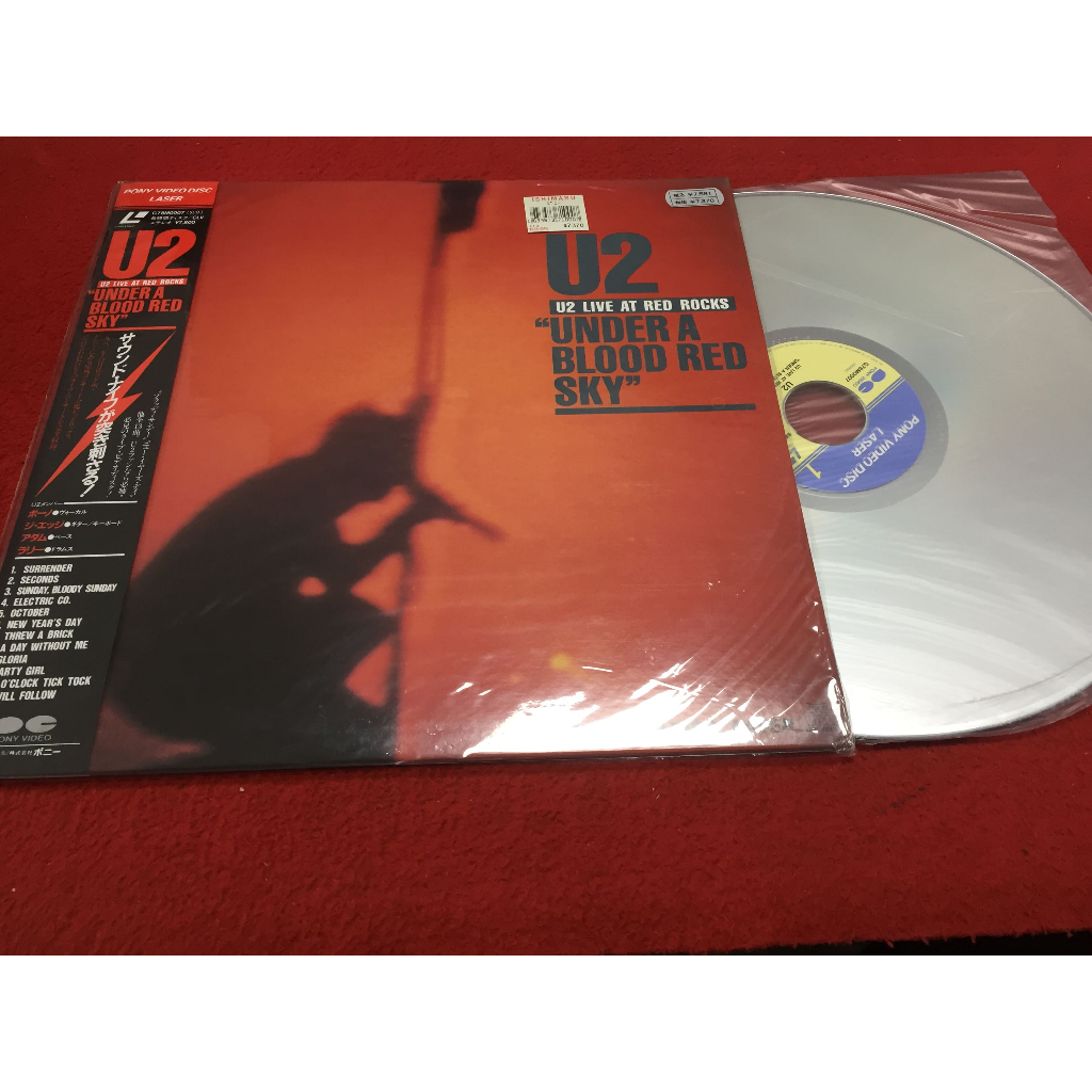 Under A Blood Red Sky -  U2  ขนาด 12 นิ้ว LaserDisc B88