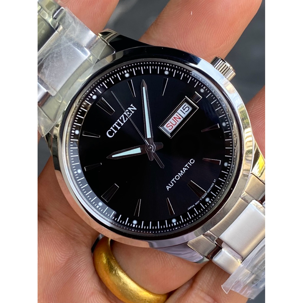 Citizen NY4060-51E นาฬิกาข้อมือออโตเมติก