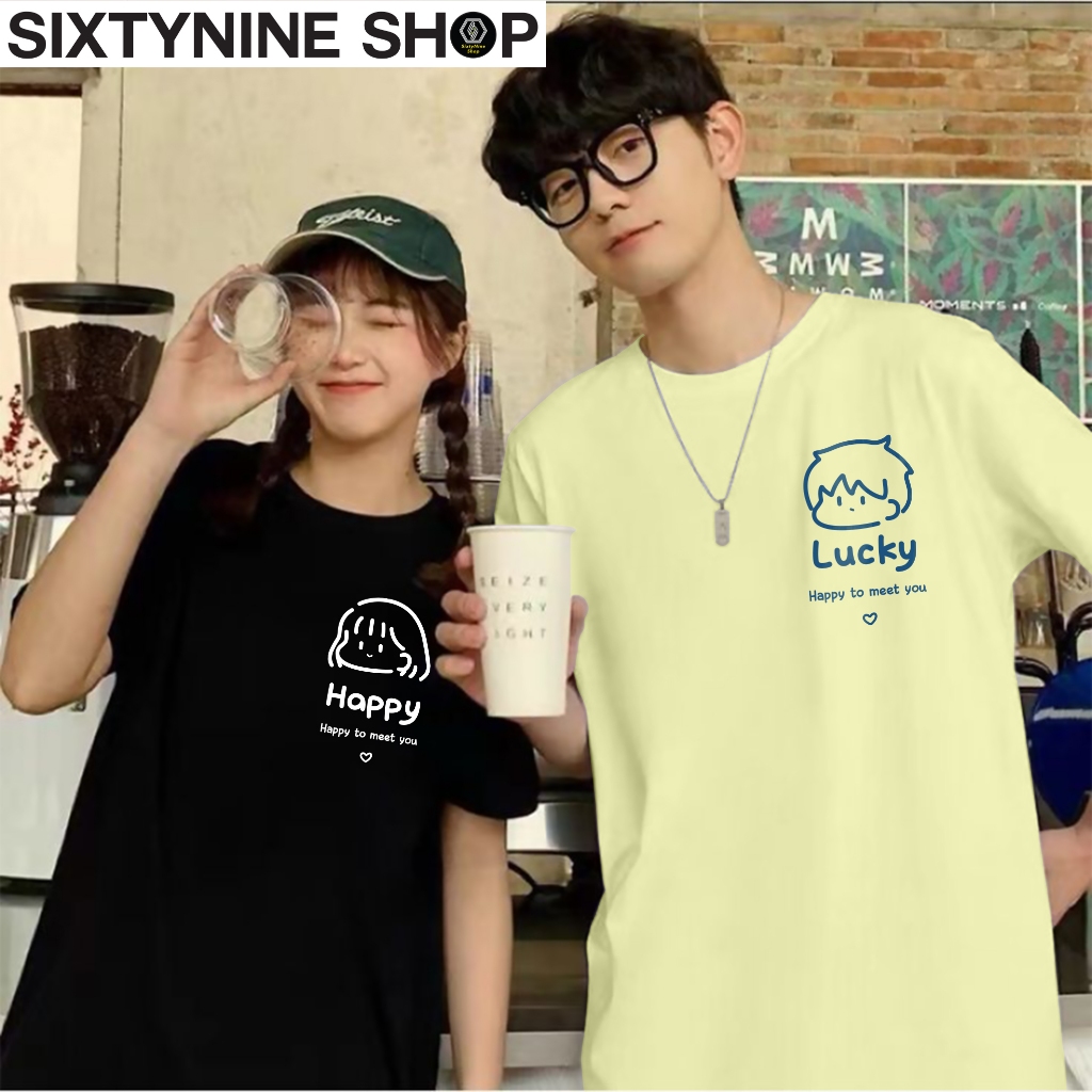 เสื้อยืดพิมพ์ลาย " Happy & Lucky " เสื้อคู่รัก เสื้อคู่ unisex ผ้าคอตตอน พร้อมส่ง