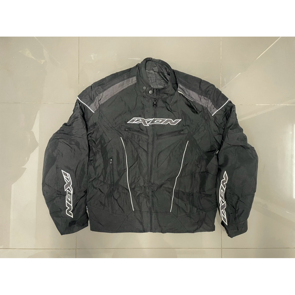 เสื้อการ์ดมือสองIXONสภาพใหม่