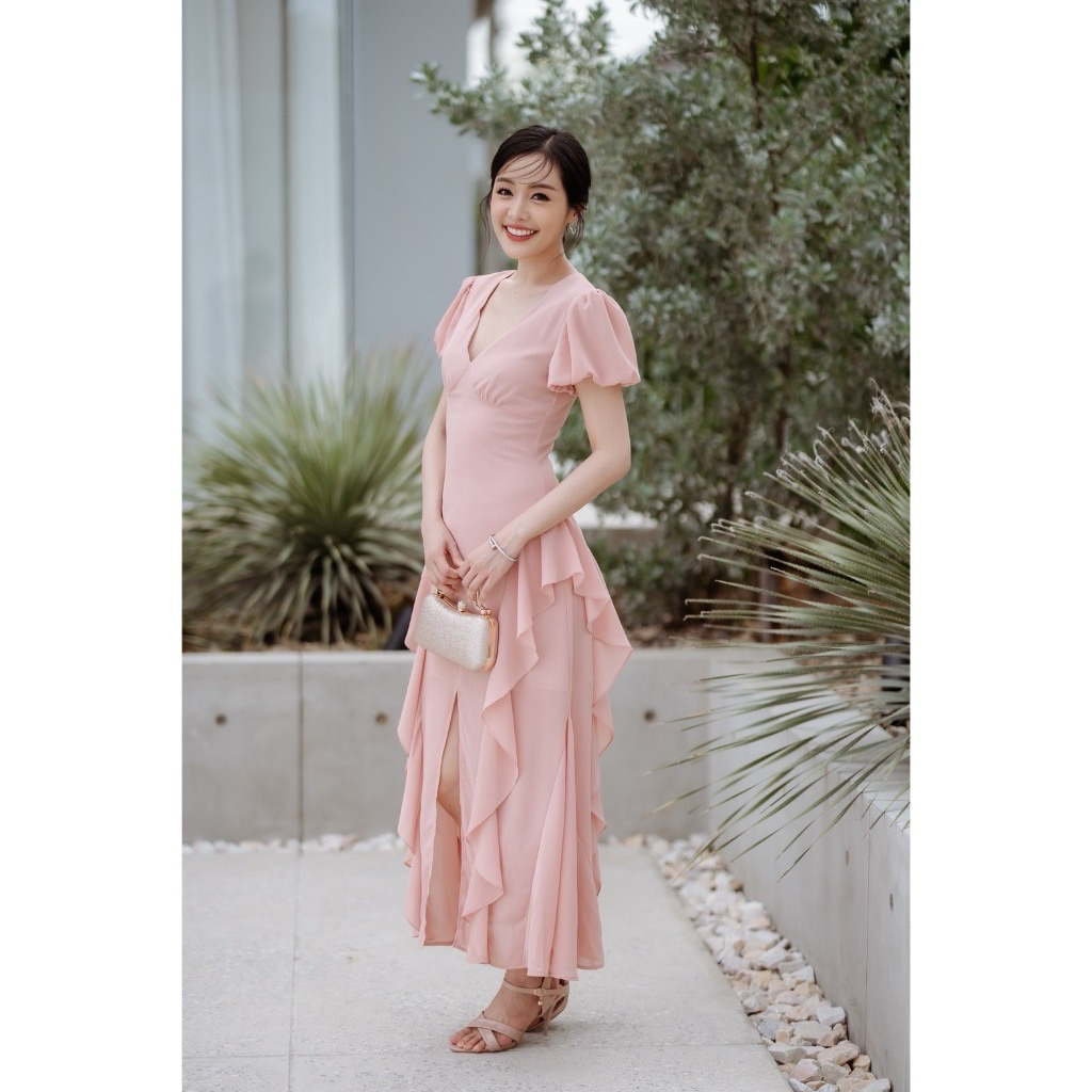 Ila dress size S จากร้าน Firr