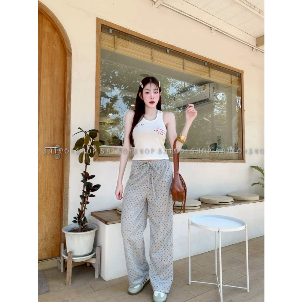 ambellaพร้อมส่ง เสื้อกล้ามงานปัก เสื้อกล้ามสีขาวปักตัวอักษรสีแดง - รูปที่ 2