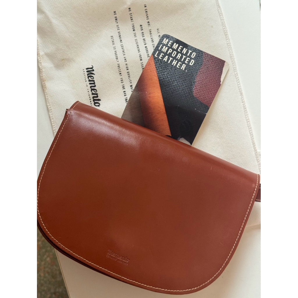 กระเป๋า memento รุ่น lunar (รุ่นแรก)
