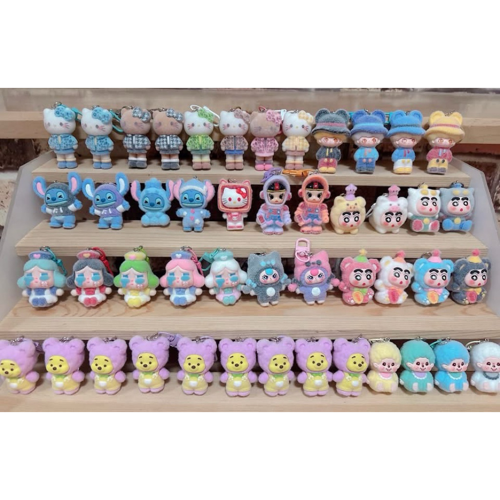 พวงกุญแจขนกำมะหยี่ลายการ์ตูน น่ารักทุกลายเลยค่ะ