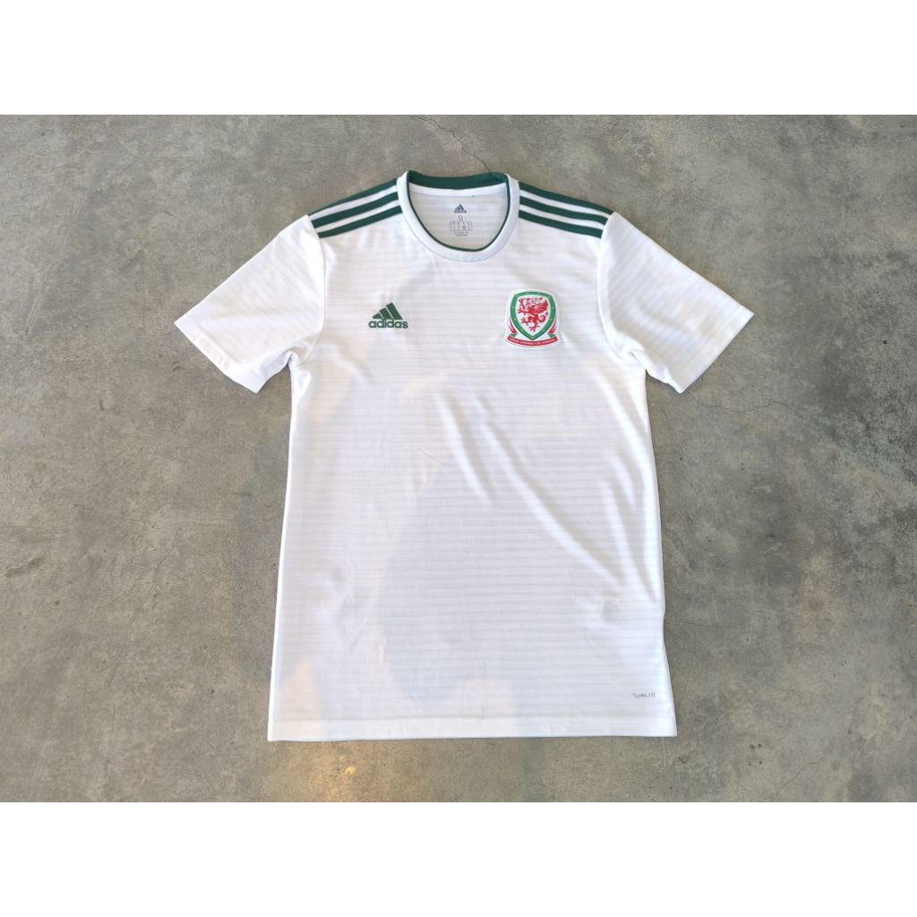 Wales wc 2018 เสื้อบอลแท้ปีสุดท้าย Garrett bale