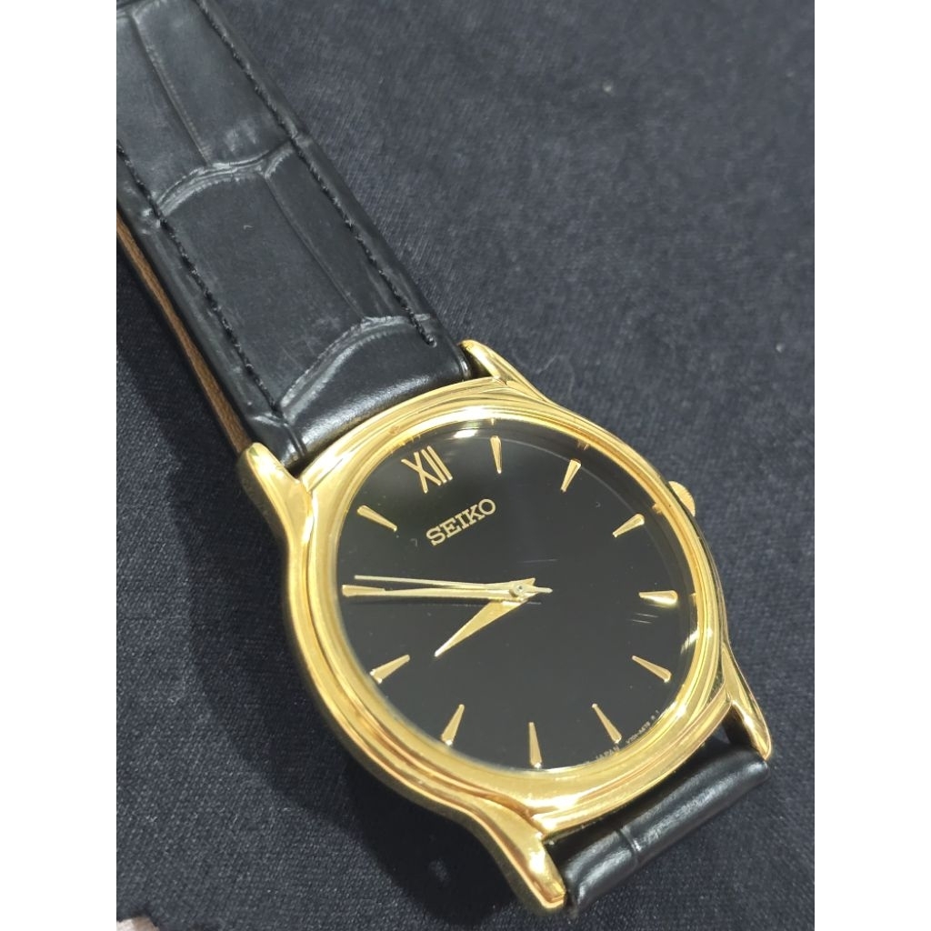 seiko black dial มือสอง