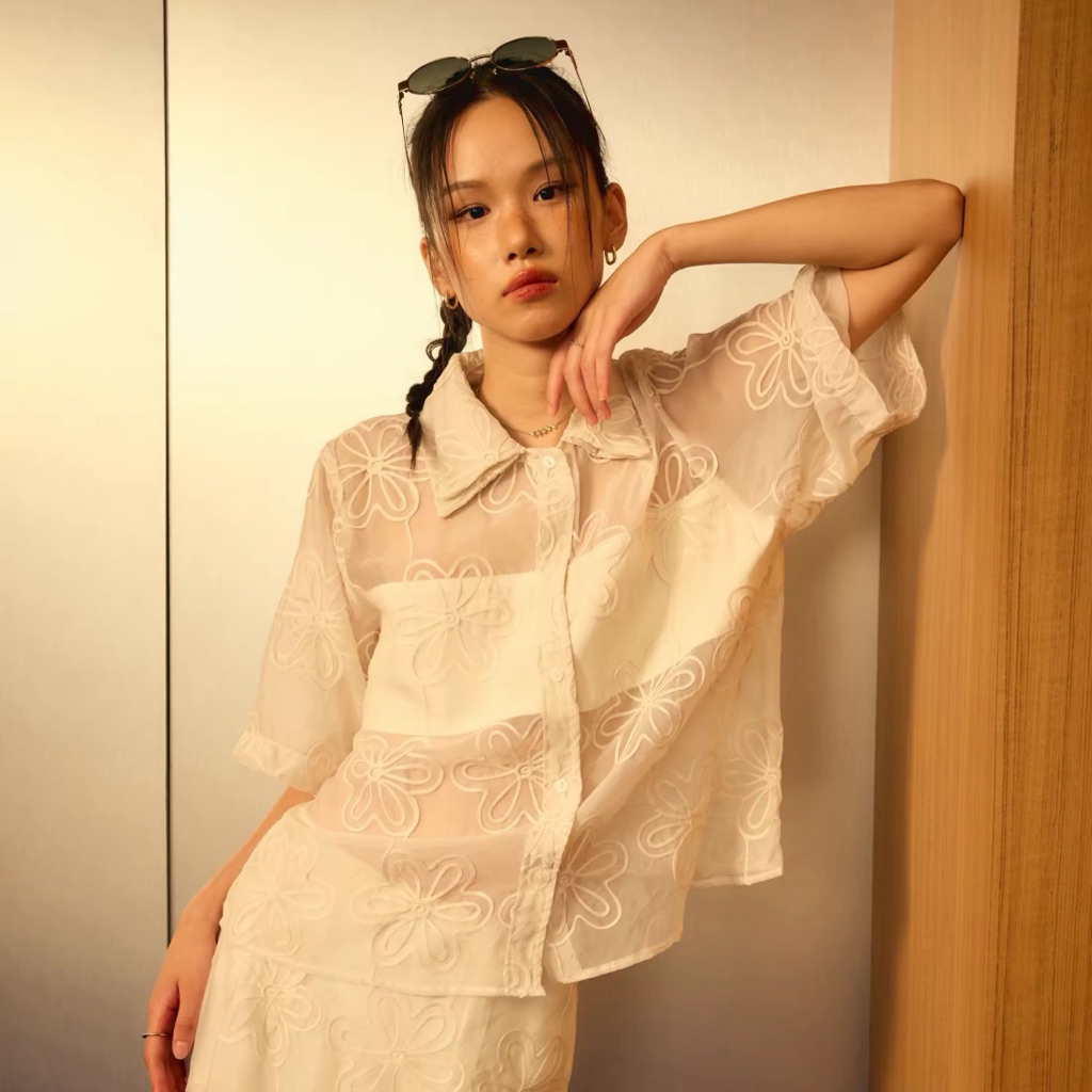❌งดต่อ❌ ส่งต่อ lookbooklookbook layla shirt