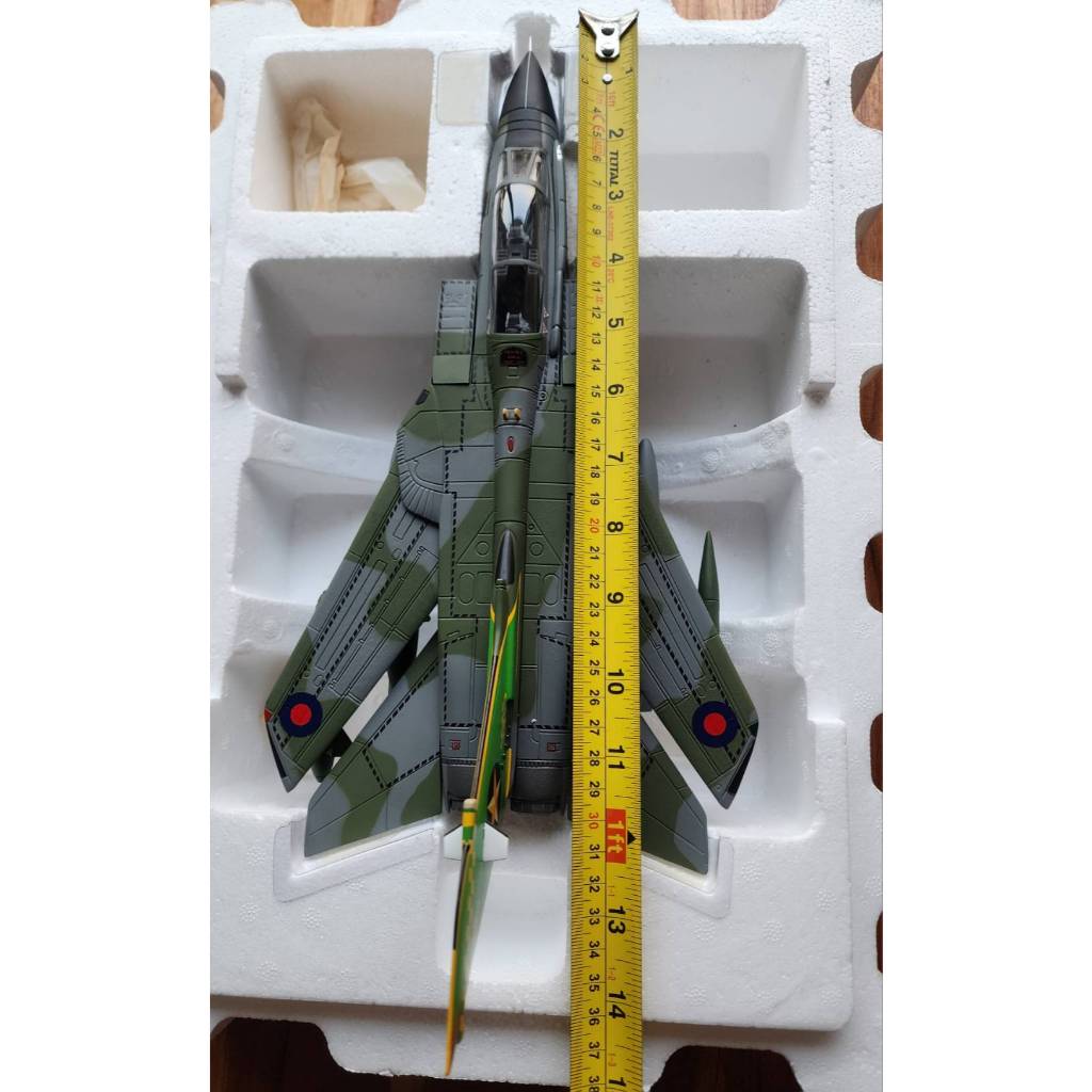 เครื่องบินรบ1/48 Panavia Tornado เครื่องบินเหล็ก Air Fighter plane metal ลำใหญ่ วัสดเหล็กF16 F15 F22