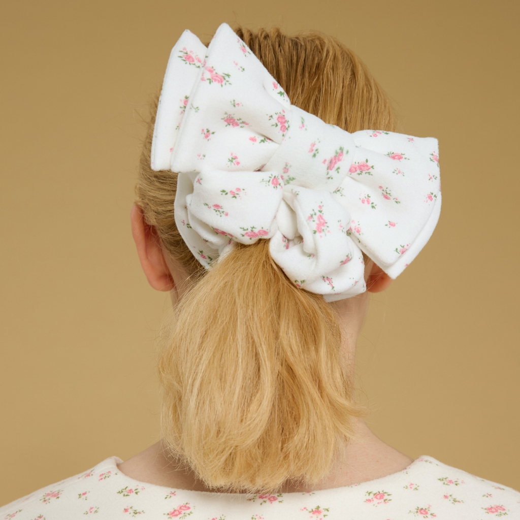 (PAPERS) Royal Albert Scrunchie