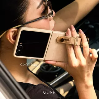 (ZFlip7) MUSE 3Tone Hand Strap Phone Case