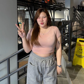 เสื้อครอป ผ้าเรย่อน สาวอวบใส่ได้ มีไซส์ M XL พร้อมส่ง ผ้ายืดเยอะมากใส่สบายสุด เสื้อออกกำลังกาย แมตช์ง่าย รุ่น ครอปเรียบ