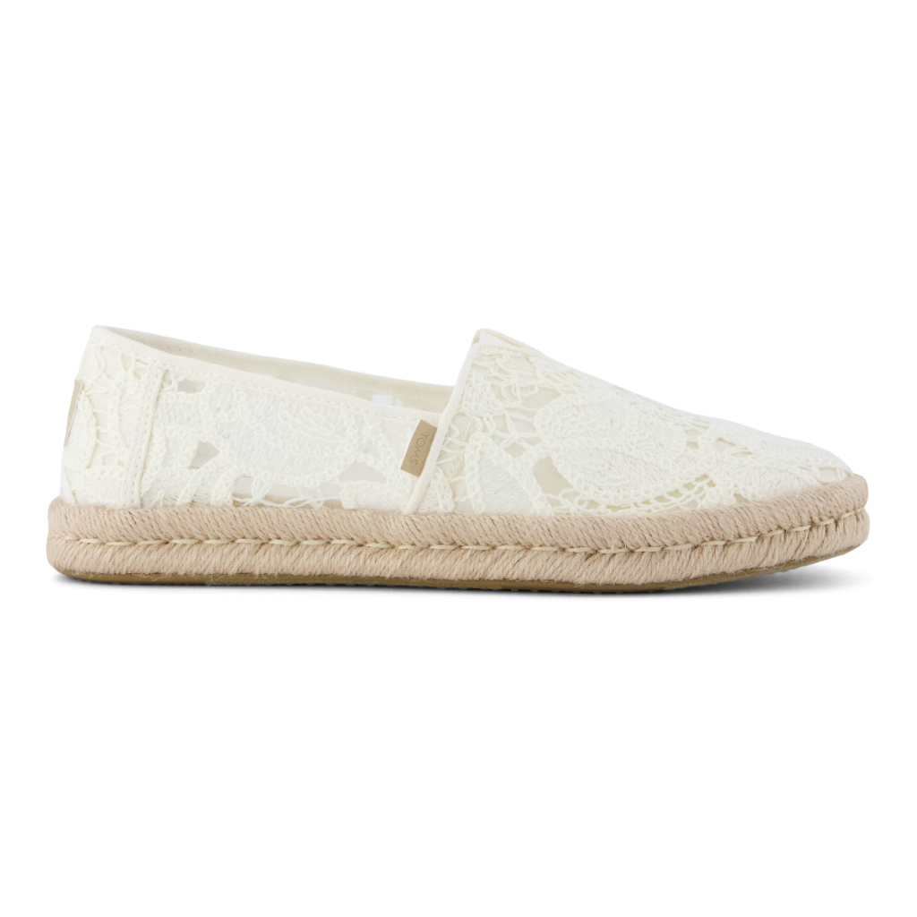 TOMS รองเท้าลำลองผู้หญิง สลิปออน รุ่น Alpargata Rope 2.0 Egret Floral Crochet (CG) รองเท้าลิขสิทธิ์แท้
