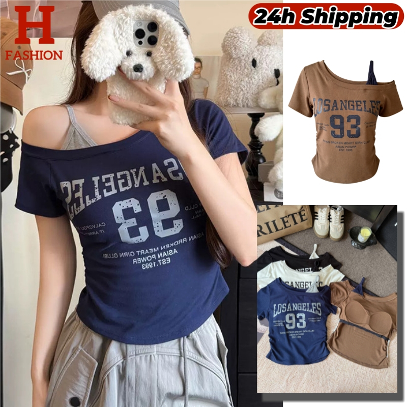 HOT พร้อมส่ง เสื้อแขนสั้นเปิดไหล่ ดีเทลสกีนตัวหนังสืดเท่ๆ เสริมฟองน้ำ FY722