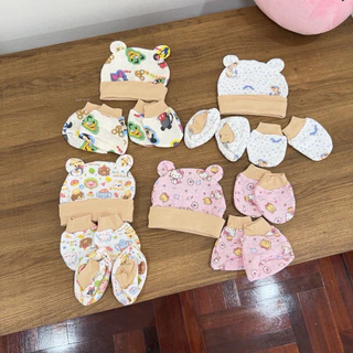 A01เซ็ตหมวก-ถุงมือ-ถุงเท้า3Dพี่หมีน่ารักตัดเย็บในประเทศไทยคนไทยผลิต