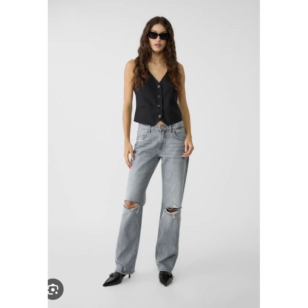 Stardivarius Straight leg Jeans กางเกงเอวต่ำทรงกระบอกแต่งขาด