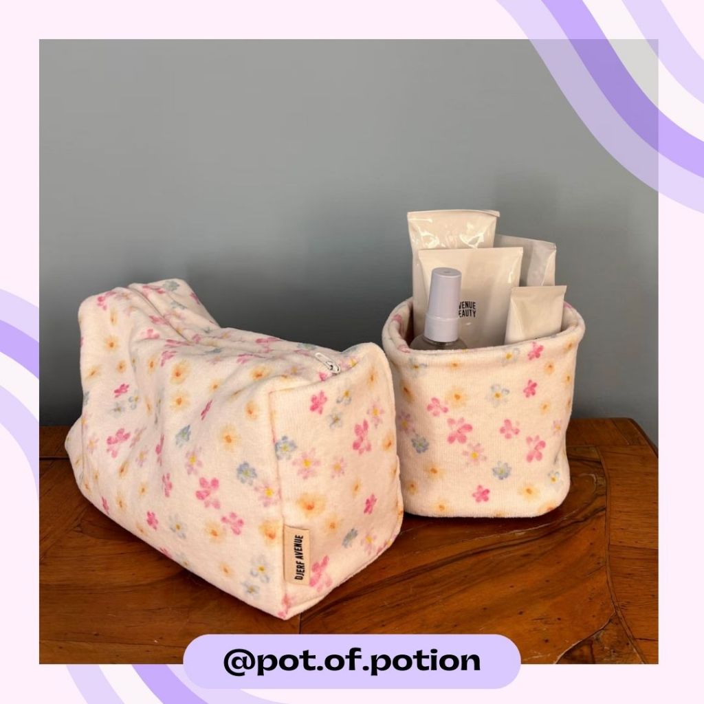 พร้อมส่ง Djerf Avenue — Terry Beauty Bag