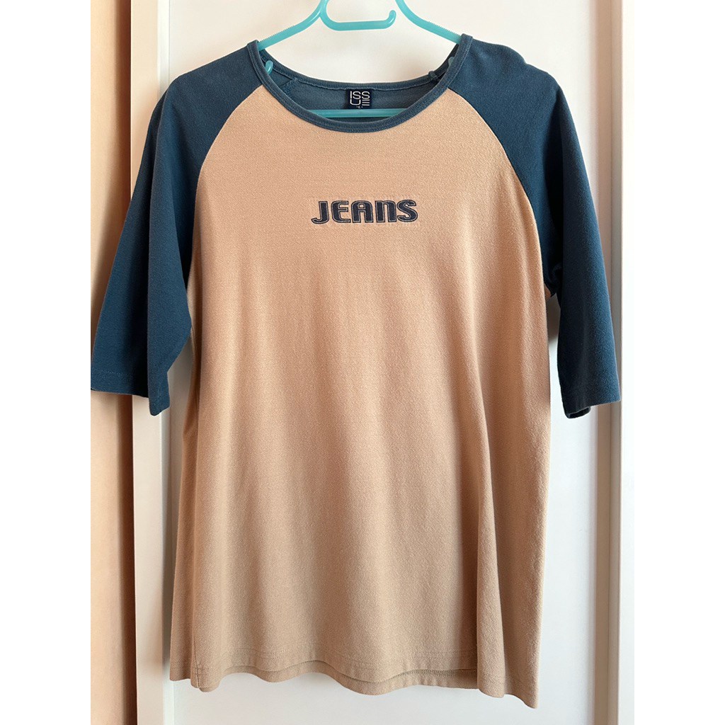 เสื้อผ้าผู้ชาย เสื้อยืดผู้ชายมือสอง เสื้อตรุสจีนสีแดง แบรนด์แท้ Uniqlo, Calvin Klein, Dapper, Uniqlo