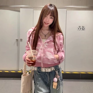 เสื้อฮู้ดแขนยาว ทรงคอสูงปักลายปีกผีเสื้อ