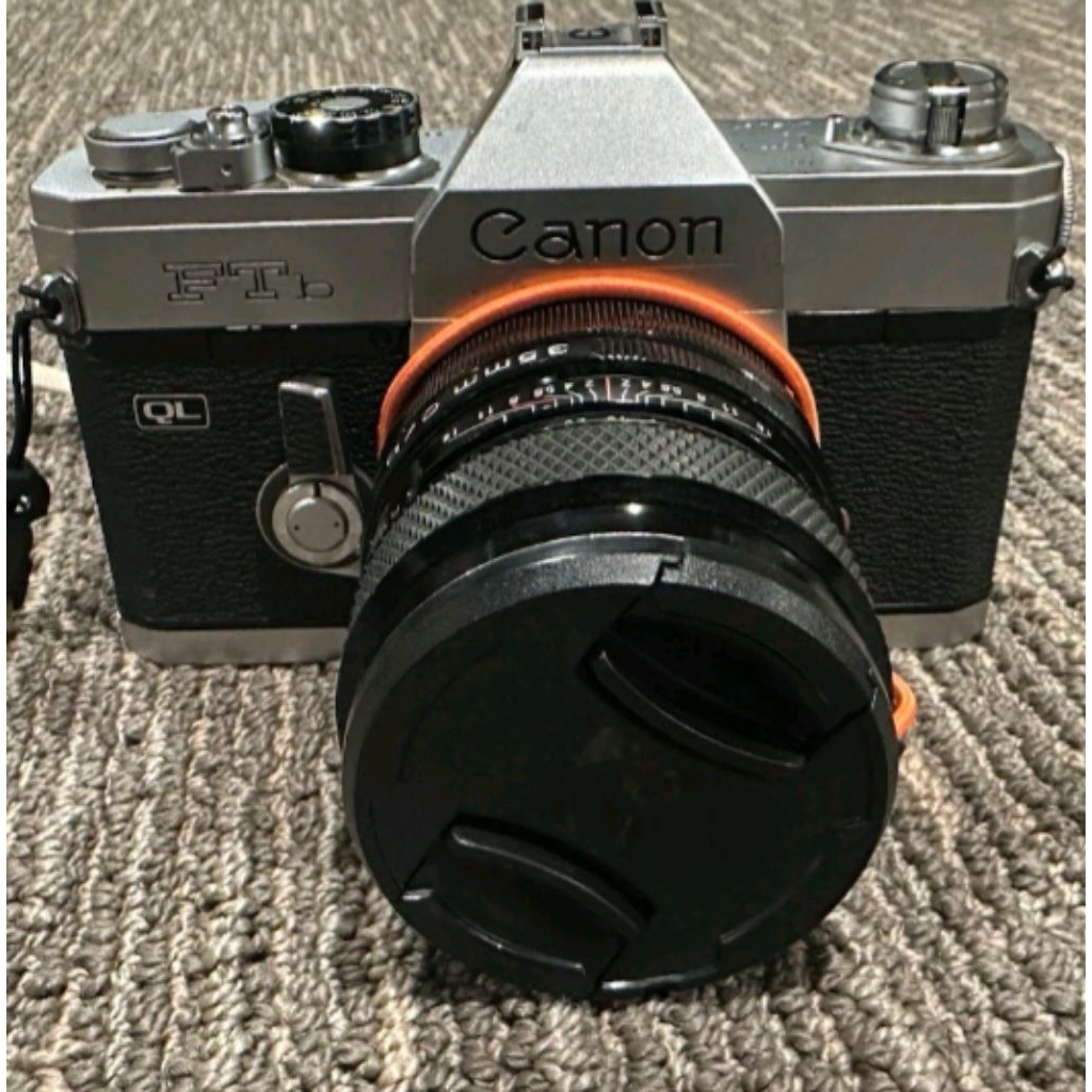Canon FTb QL กล้องฟิล์ม 35mm SLR พร้อมเลนส์ 35mm