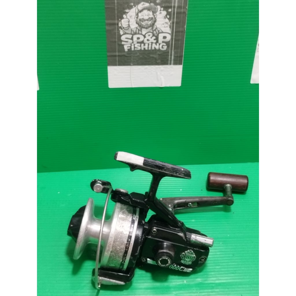 รอกตกปลามือ 2 ญี่ปุ่น daiwa ss 3000c  (ตัวที่ 2 )